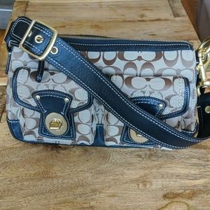 Coach Shoulder Bag Tan and Brown